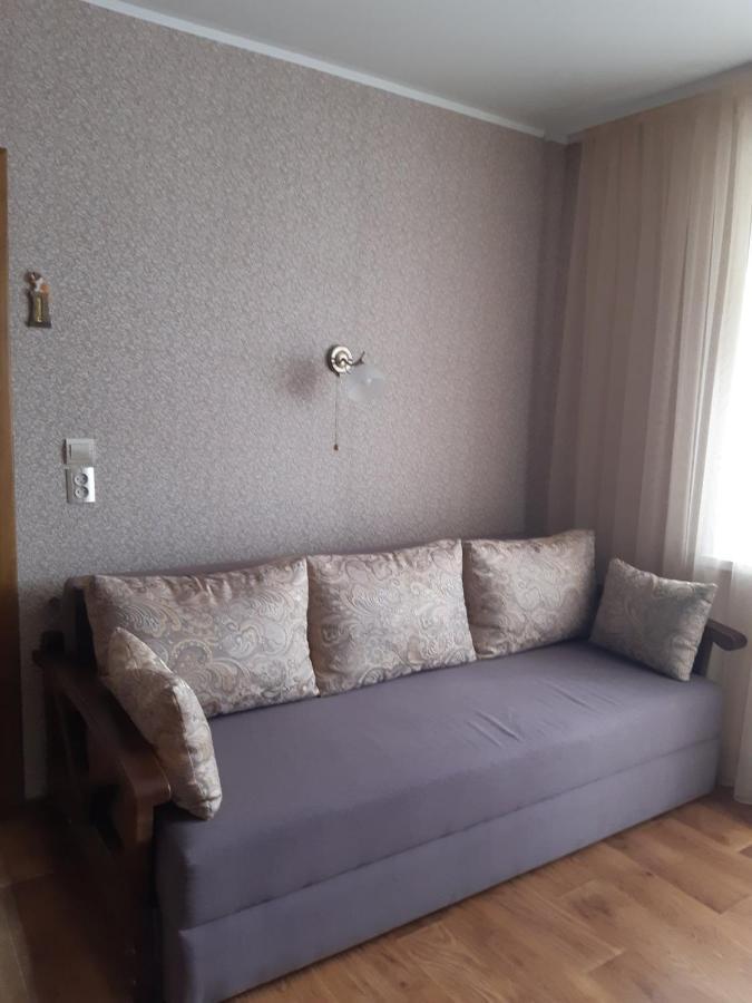 Однокімнатна Apartment Shepetivka Ngoại thất bức ảnh