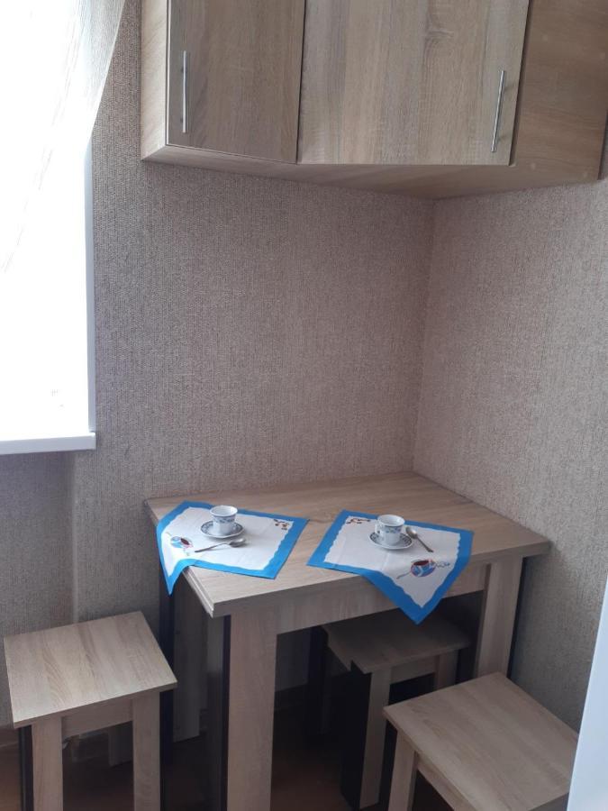 Однокімнатна Apartment Shepetivka Ngoại thất bức ảnh